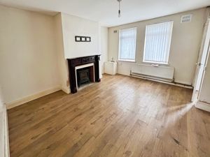 Lounge- click for photo gallery